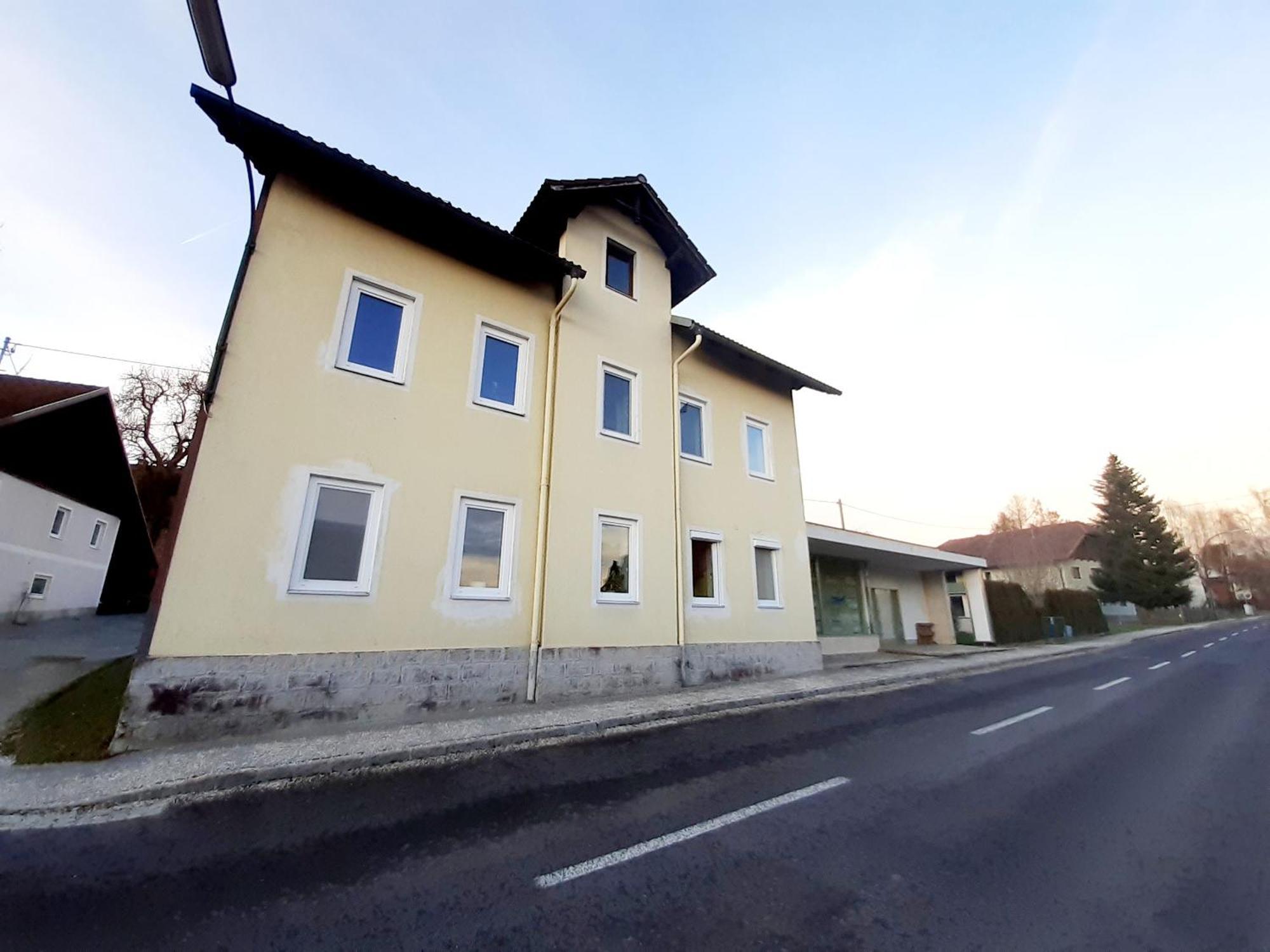 Grosse Altbauwohnung Auf Dem Land Kallham エクステリア 写真